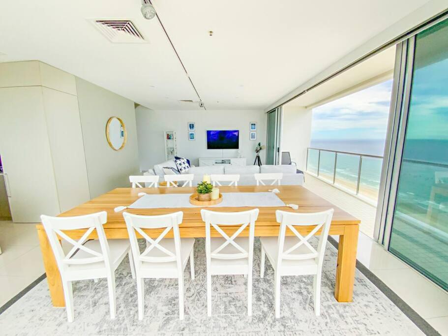 Air On Broadbeach Beachfront 2Level Stunning Apartment With 180 Degree Views Gold Coast Kültér fotó